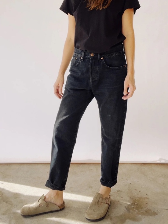 Hey Gang Denim - Hey Gang "The Loose Crop" Jeans in Washed Black size 28